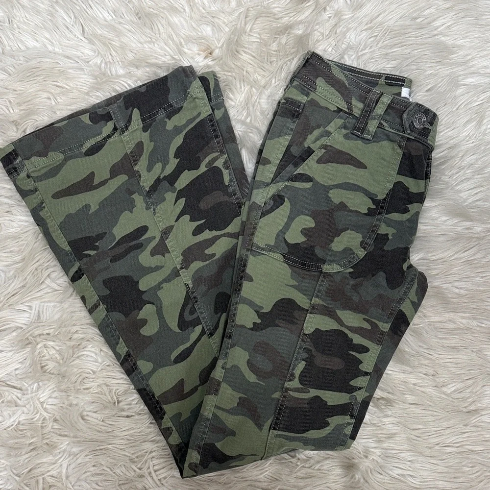 Garage Jeans - Picture 1 of 5